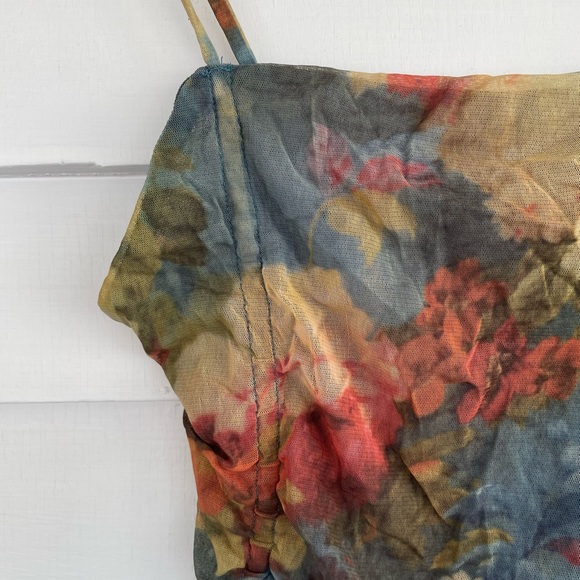 COPY - Rare UO top - Picture 2 of 4